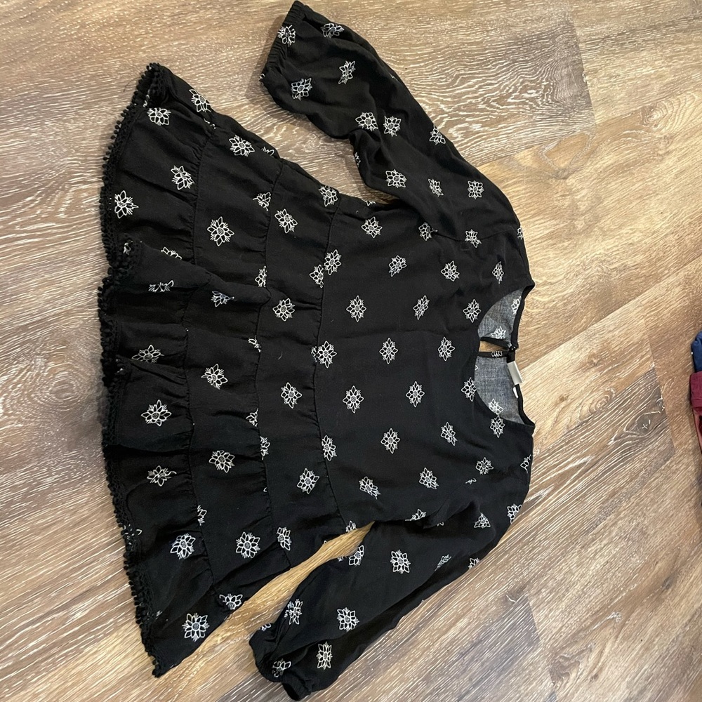 Girls mudd top